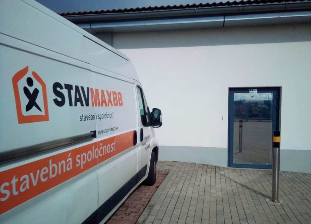 Sme spoľahlivá stavebná firma s 10-ročnými skúsenosťami so zameraním výstavby na rodinné domy na kľúč, vily na kúč, polyfunkčné objekty, bytové domy, hotely, montované haly a ich kompletnú alebo čiastočnú rekonštrukciu.